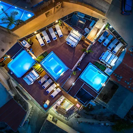 Holiday home Iasonas *